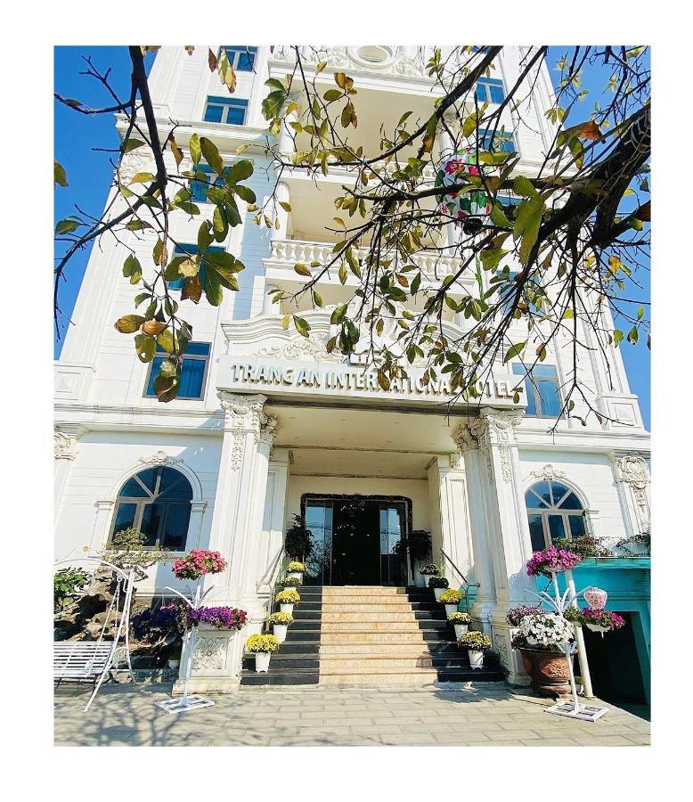 จางอัน อินเตอร์เนชั่นแนล โฮเต็ล Hotel นิญบิ่ญ ภายนอก รูปภาพ